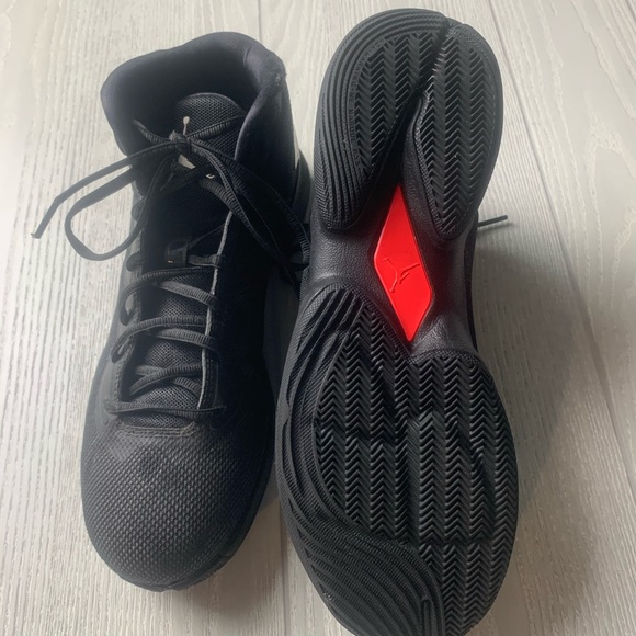 BLACK JORDAN’S - Picture 6 of 8